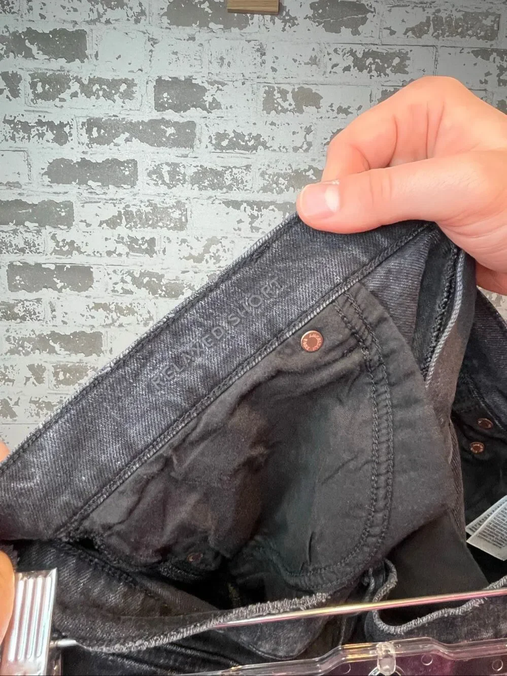 American Eagle | women black distressed relaxed short